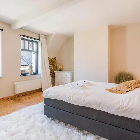 Hébergement de vacances Luxurious, Updated, Warm & Stunning Terraces