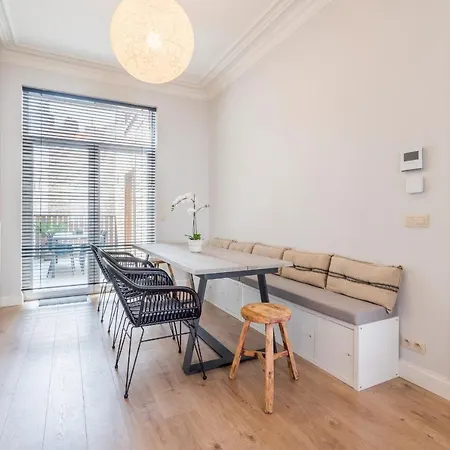 Luxurious, Updated, Warm & Stunning Terraces * Οστένδη